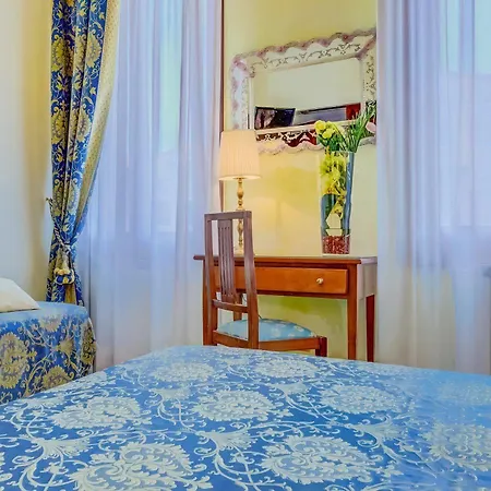 فندق Hesperia 3*