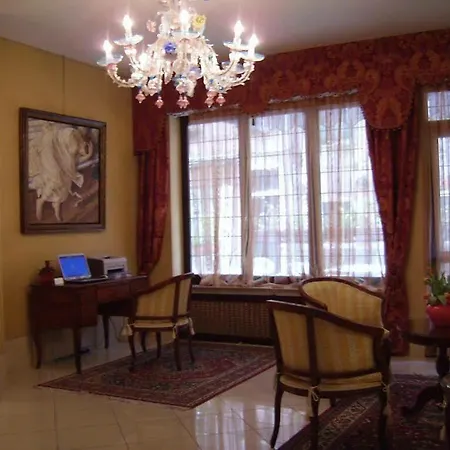 Hesperia فندق البندقية