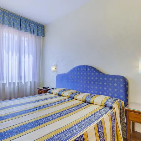 Hesperia 3*
