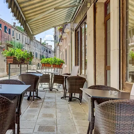 Hesperia Venice